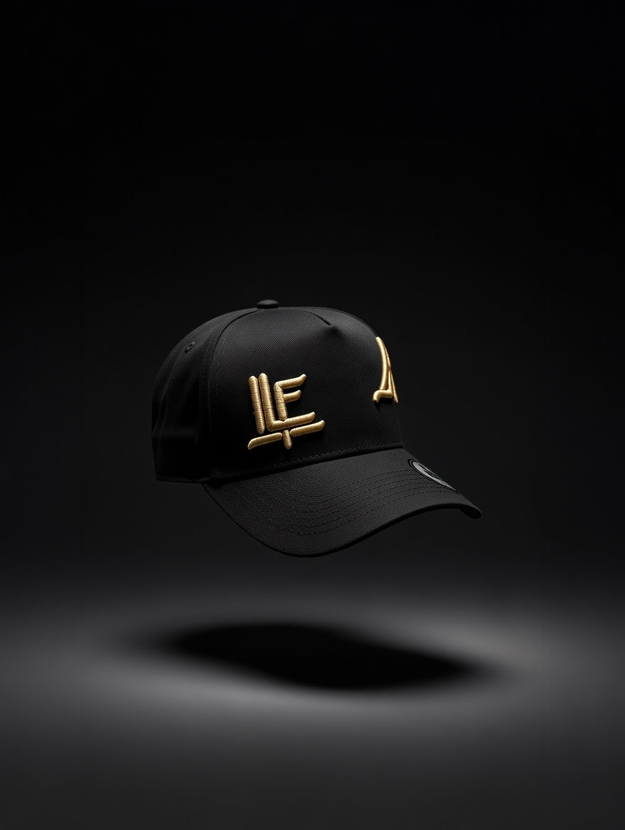 GORRA NEGRA TIPO CABALLISTA