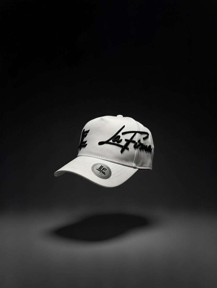 GORRA BLANCA TIPO CABALLISTA